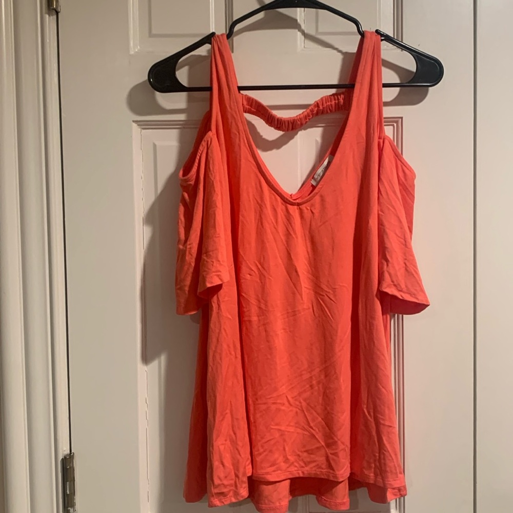 🧡Boston Proper Cold Shoulder Crop Top🧡